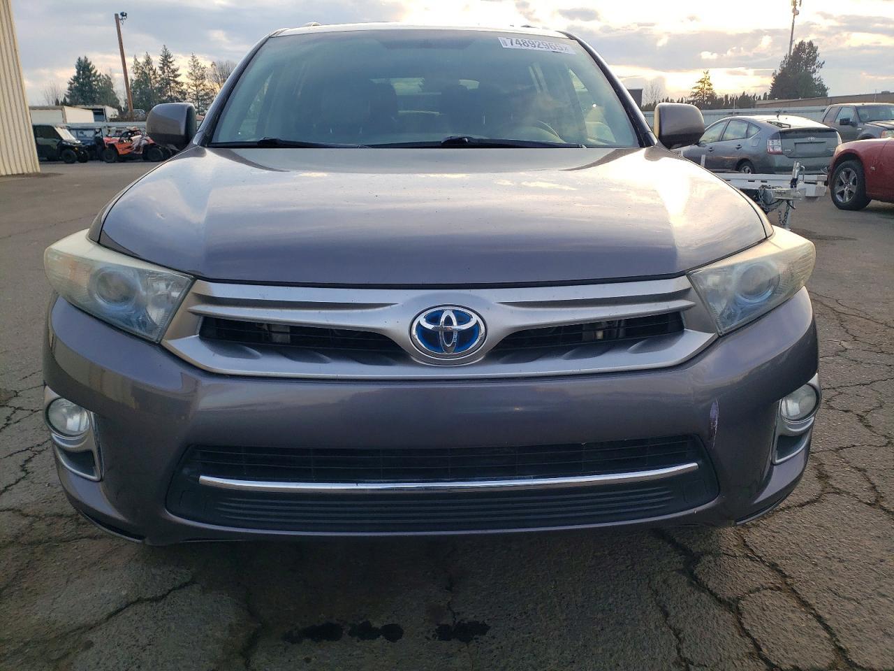 2013 Toyota Highlander Hybrid Limited - zdjęcie 5
