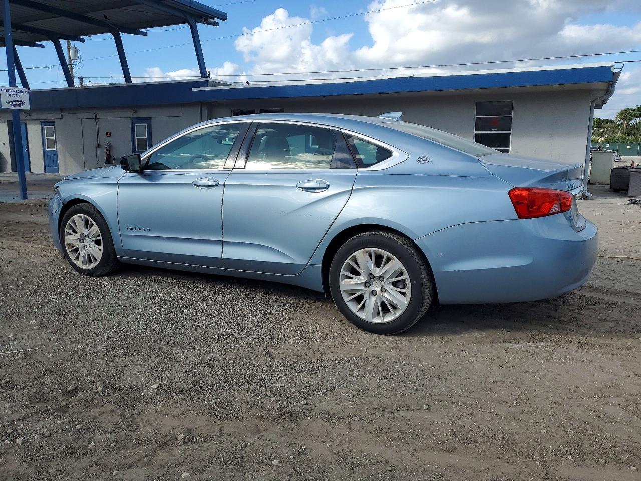 2015 Chevrolet Impala Ls - zdjęcie 2