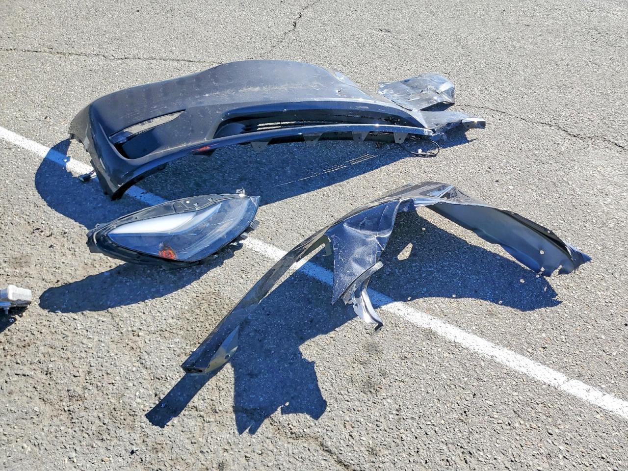 2024 Tesla Model Y - zdjęcie 12