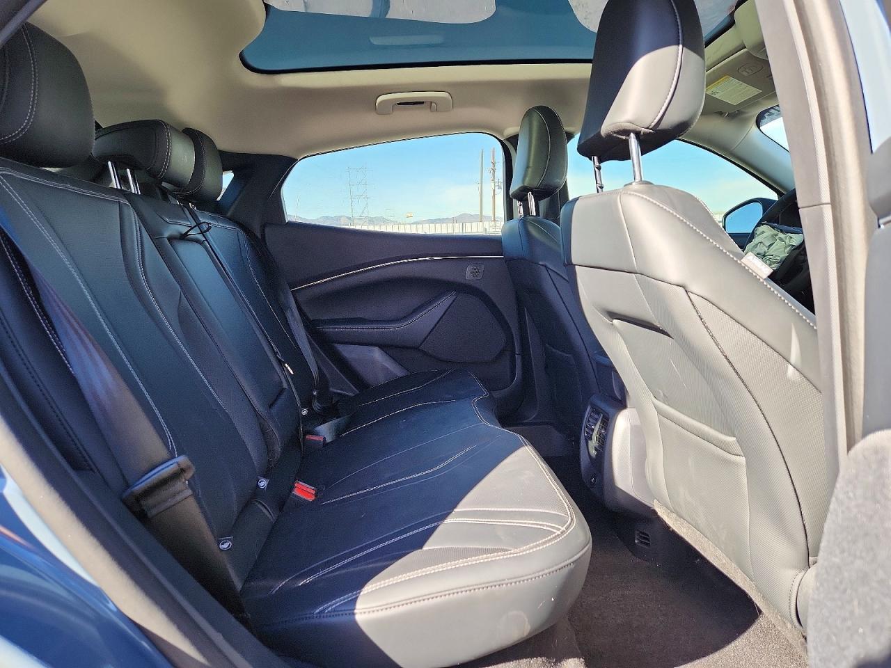 2024 Ford Mustang Mach-E Premium - zdjęcie 11