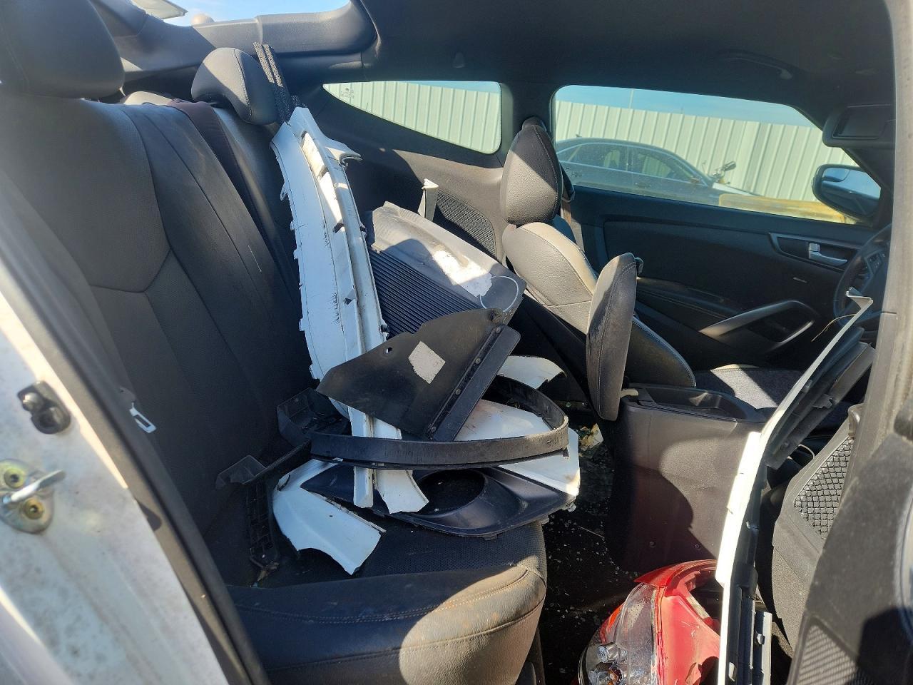 2016 Hyundai Veloster Turbo - zdjęcie 10