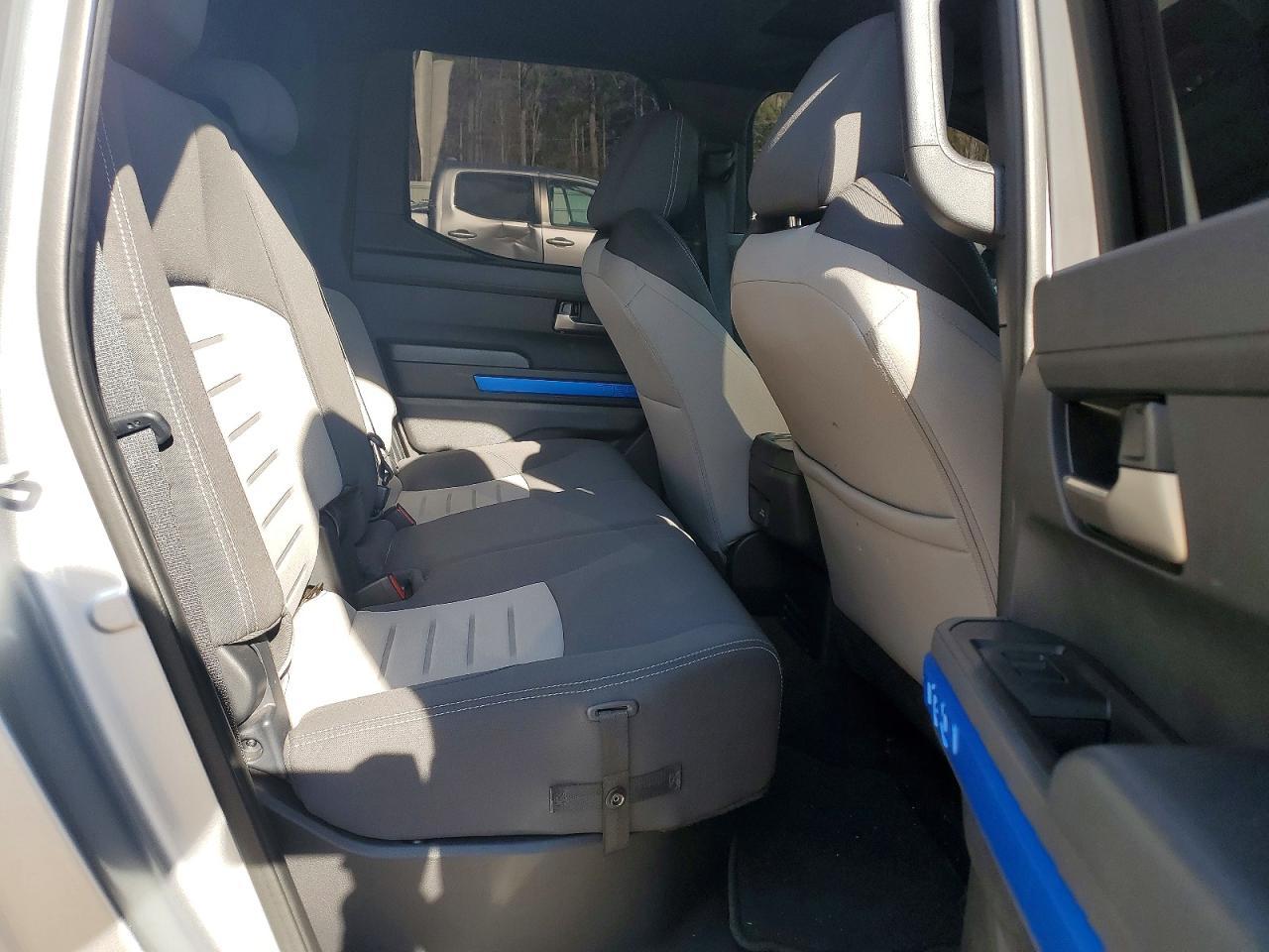 2024 Toyota Tacoma Double Cab - zdjęcie 10