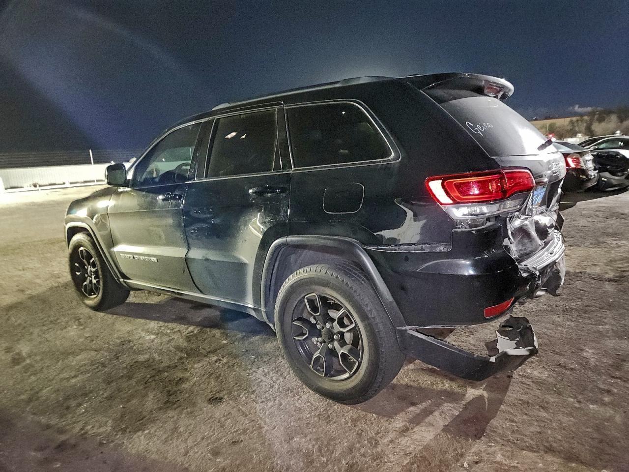 2021 Jeep Grand Cher - zdjęcie 2