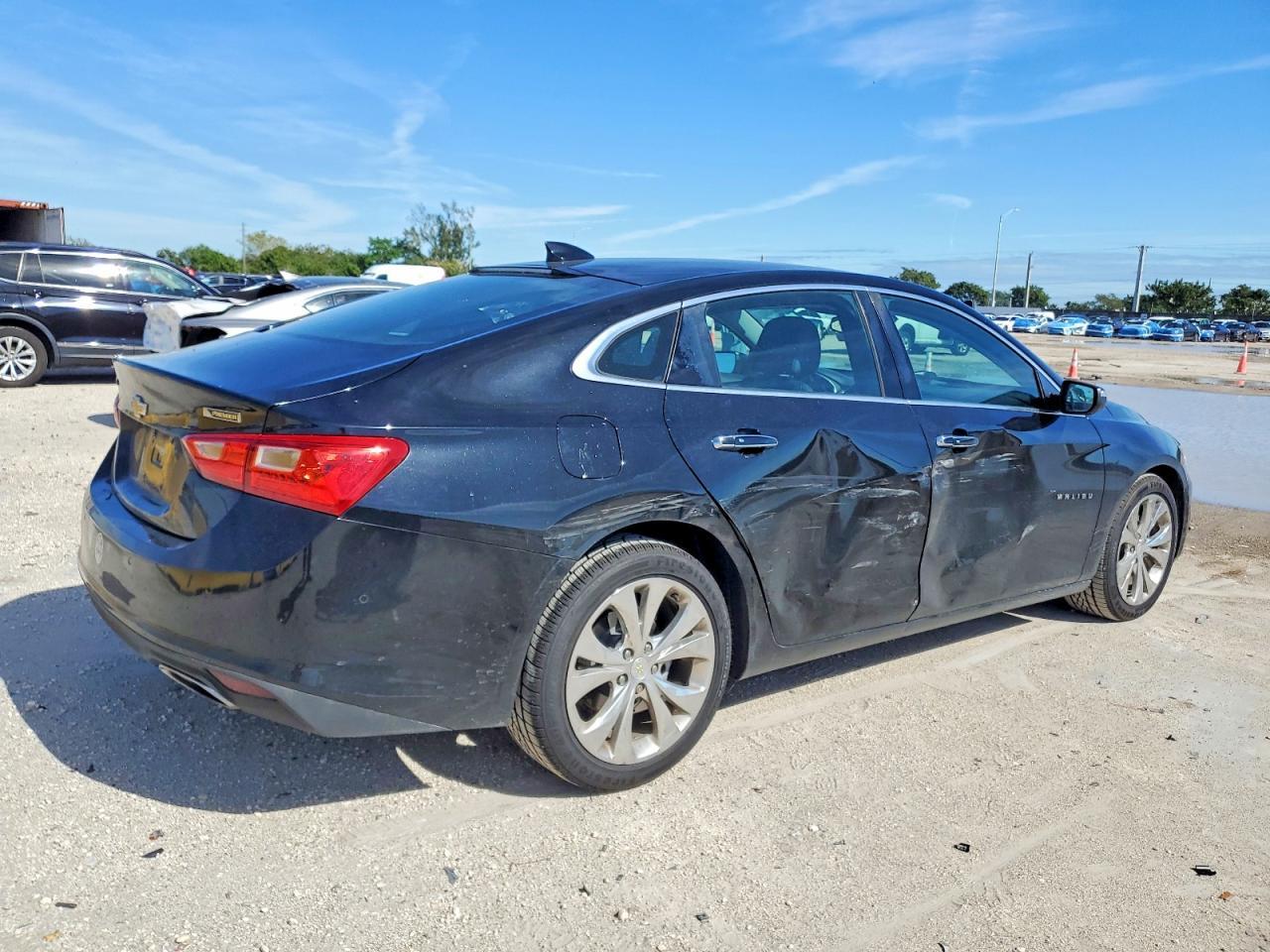 2018 Chevrolet Malibu Premier - zdjęcie 3