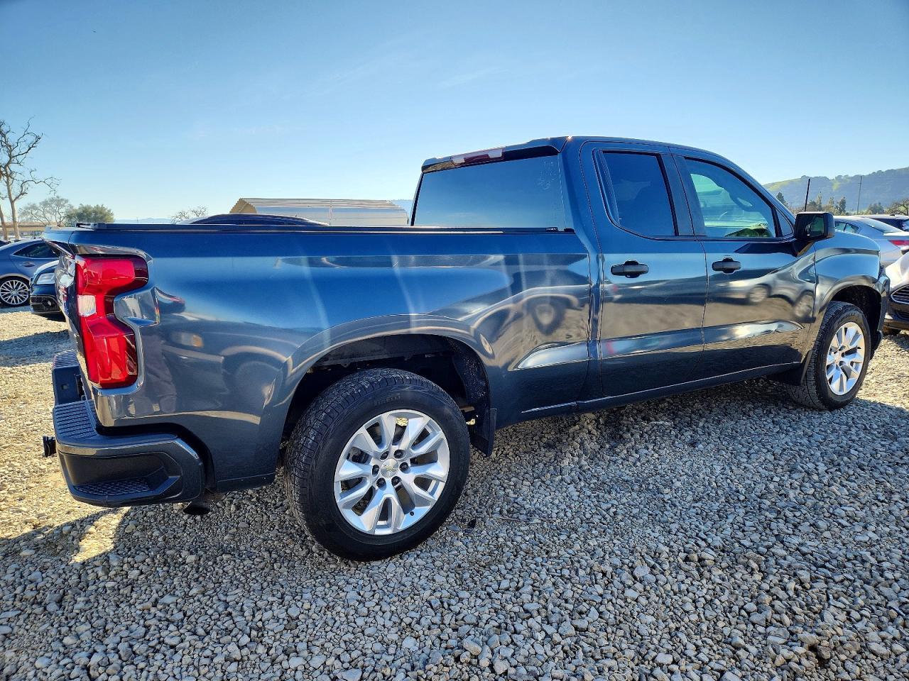 2021 Chevrolet Silverado C1500 Custom - zdjęcie 3