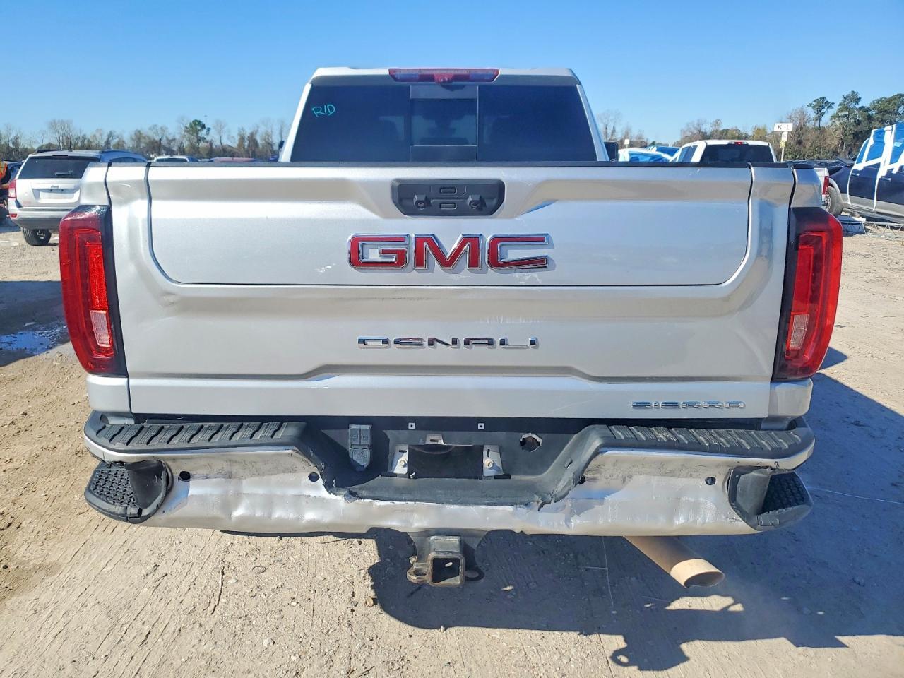 2023 GMC Sierra K2500 Denali - zdjęcie 6