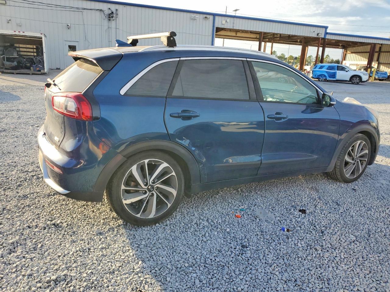 2018 Kia Niro Touring - zdjęcie 3