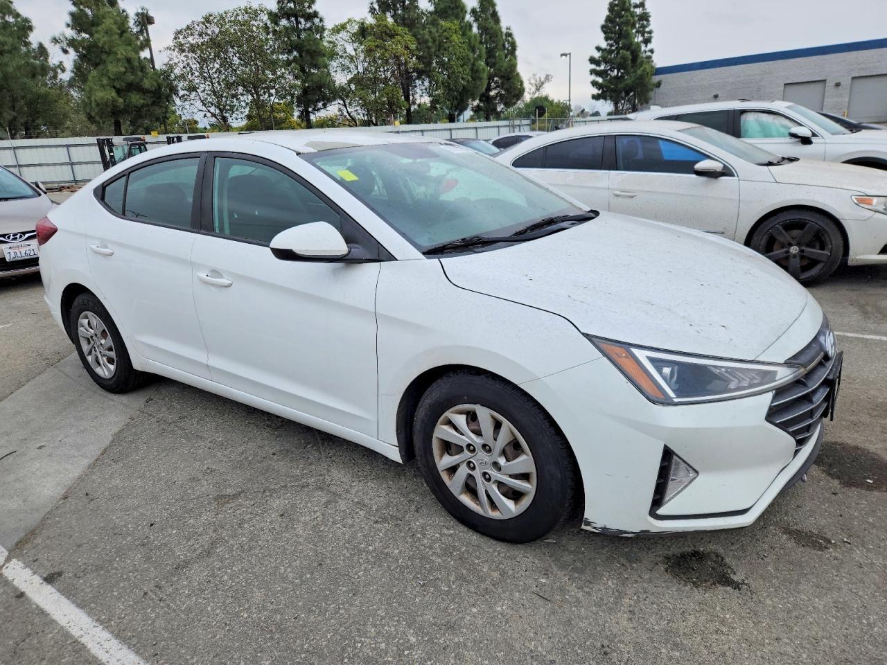 2019 Hyundai Elantra Se - zdjęcie 4