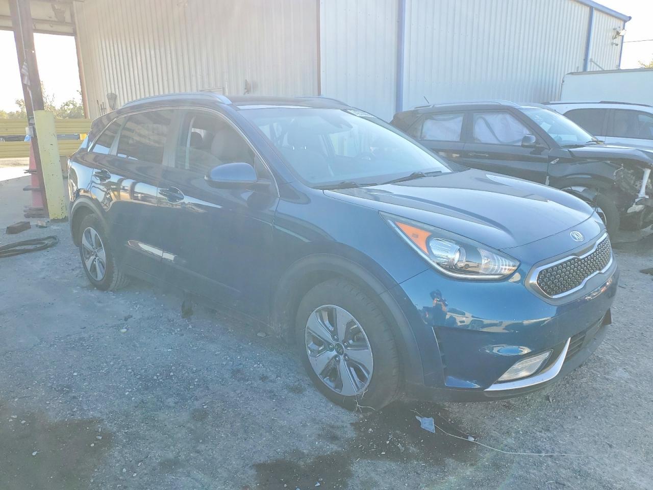 2019 Kia Niro Lx - zdjęcie 4