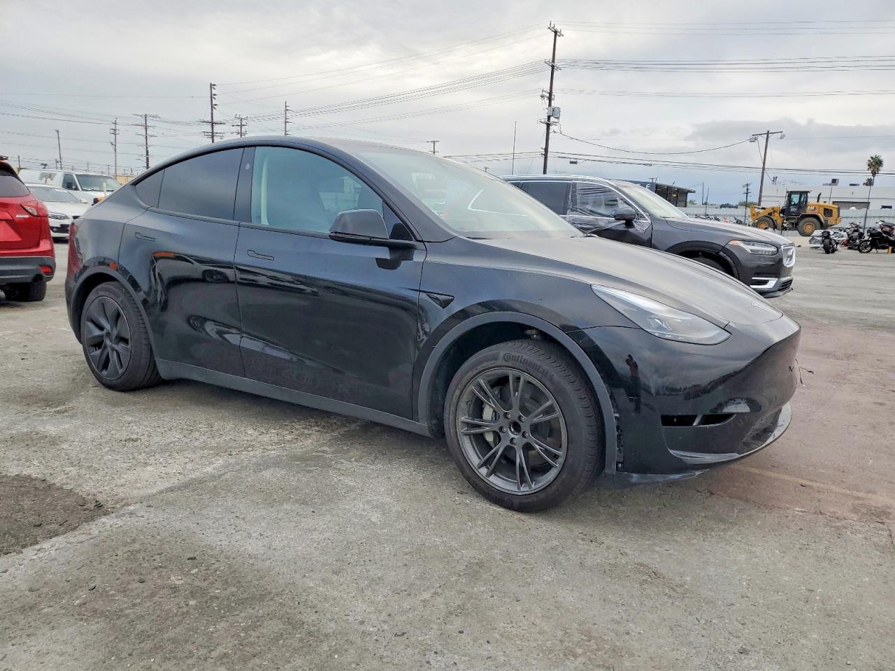 2024 Tesla Model Y - zdjęcie 4