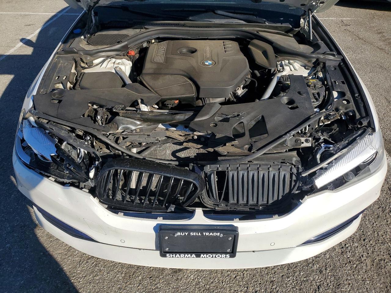 2018 BMW 530 I - zdjęcie 11