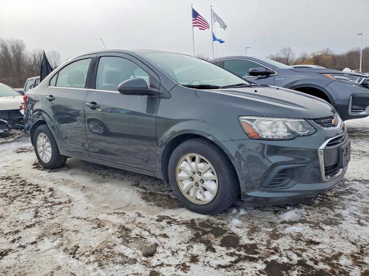 2017 Chevrolet Sonic Lt - zdjęcie 4