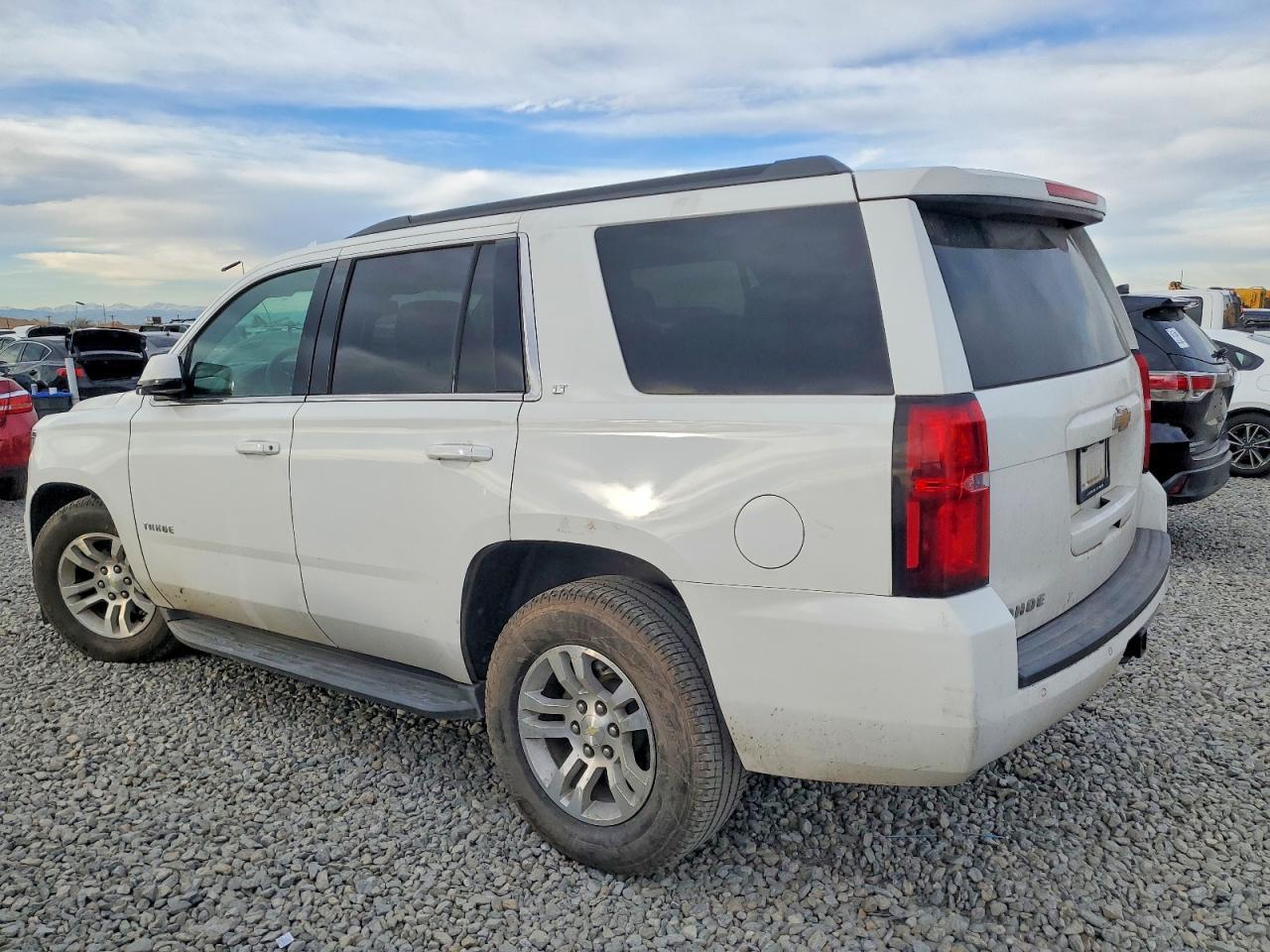 2017 Chevrolet Tahoe K1500 Lt - zdjęcie 2