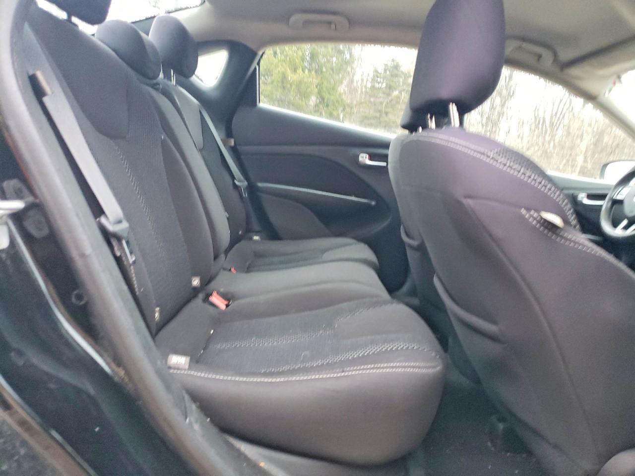 2014 Dodge Dart Sxt - zdjęcie 10