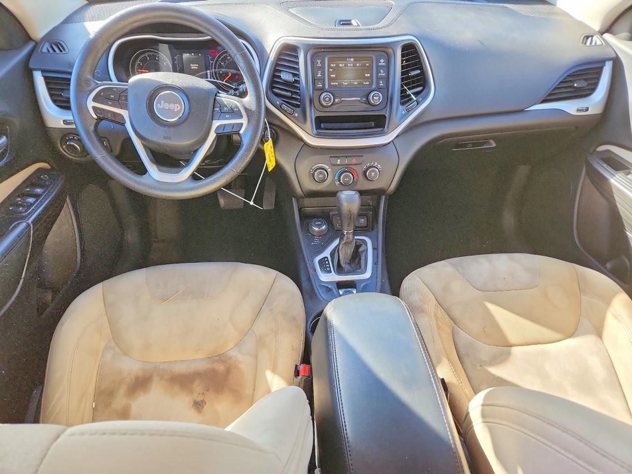 2015 Jeep Cherokee Sport - zdjęcie 8