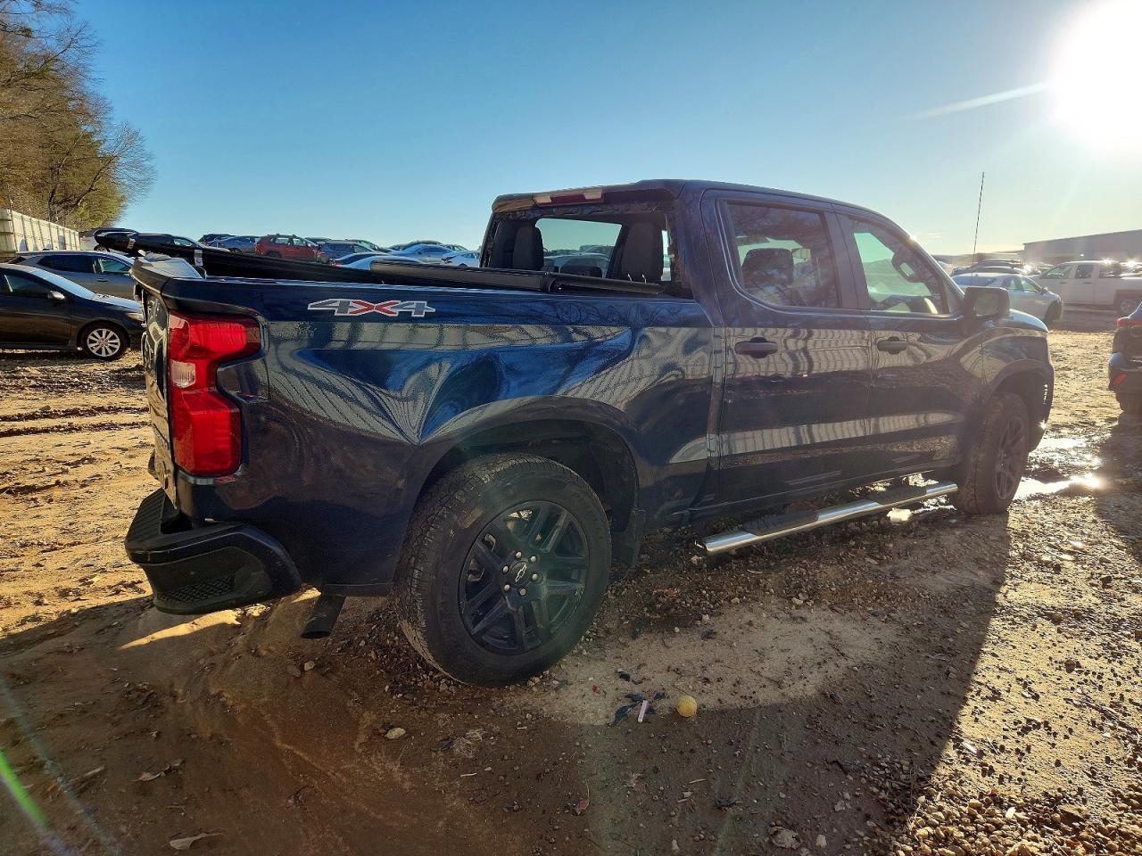 2023 Chevrolet Silverado K1500 Custom - zdjęcie 3
