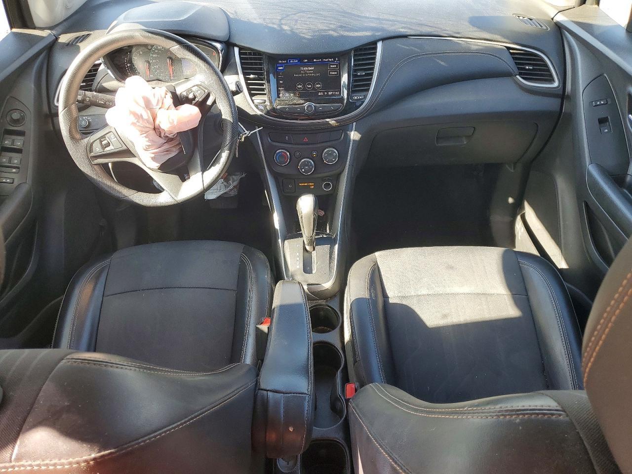 2021 Chevrolet Trax 1Lt - zdjęcie 8