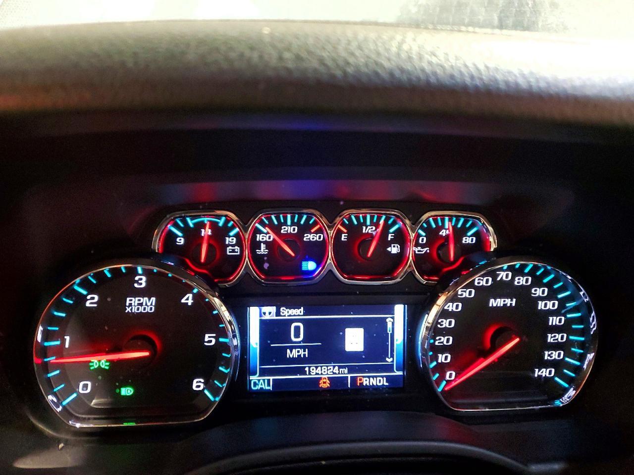 2019 Chevrolet Tahoe K1500 Lt - zdjęcie 9