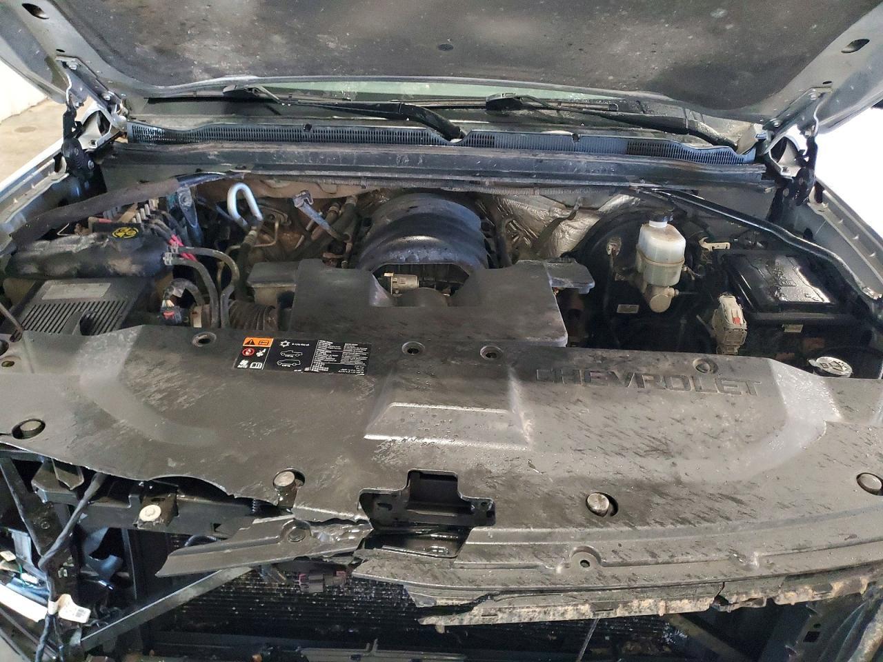 2016 Chevrolet Suburban K1500 Lt - zdjęcie 12