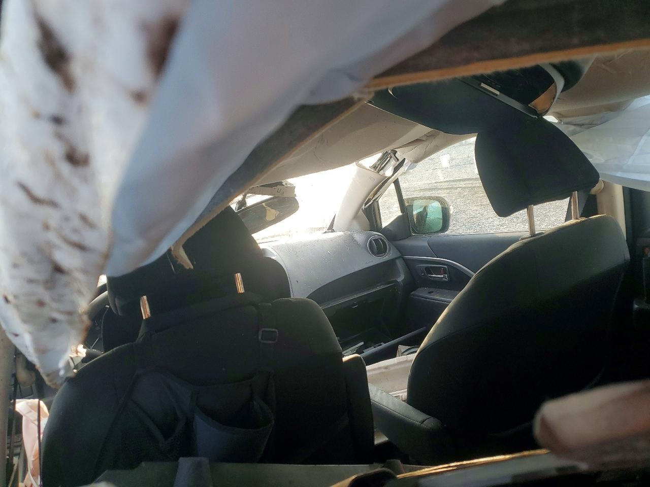 2014 Mazda 5 Sport - zdjęcie 8