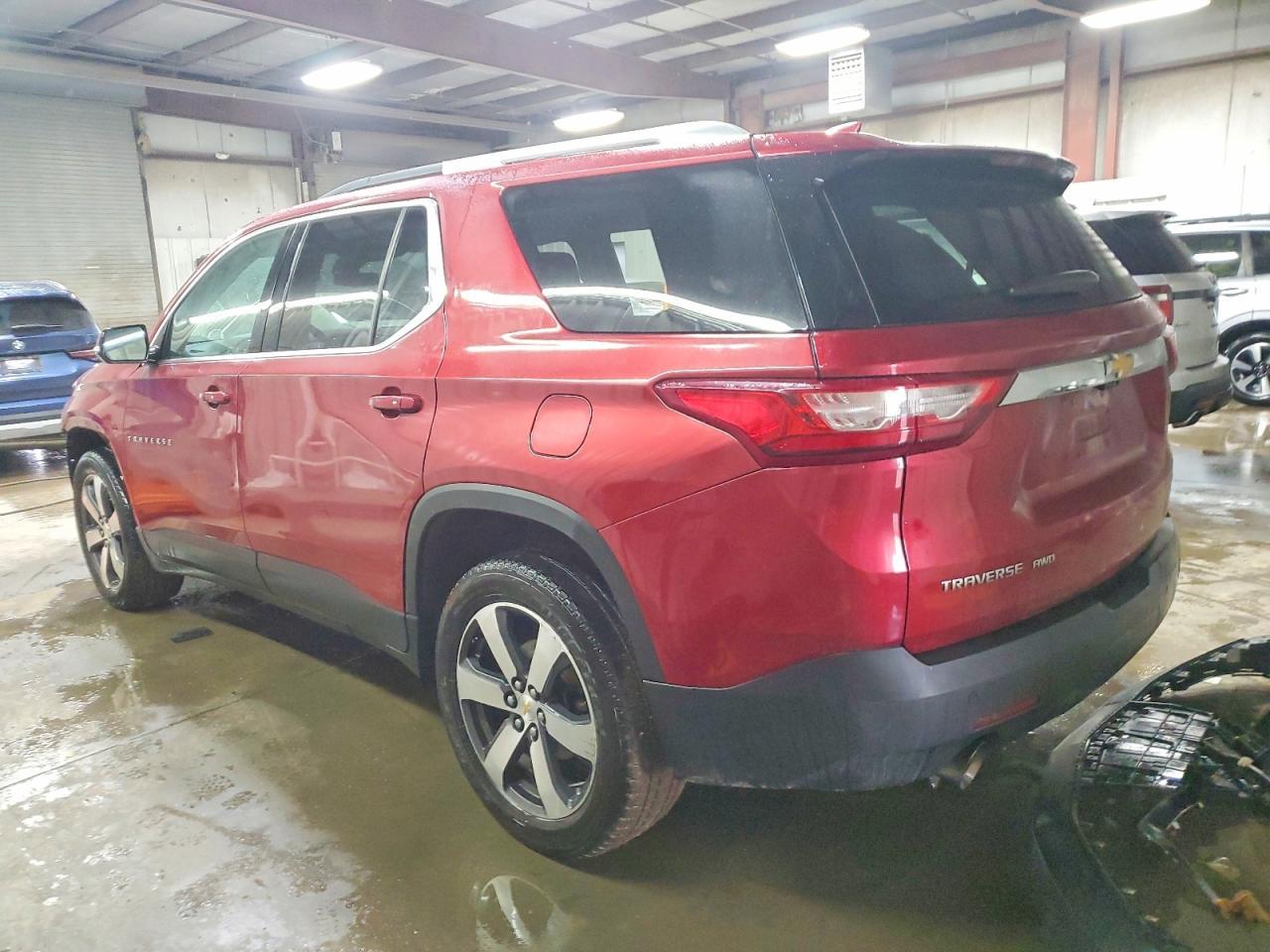 2018 Chevrolet Traverse Lt - zdjęcie 2