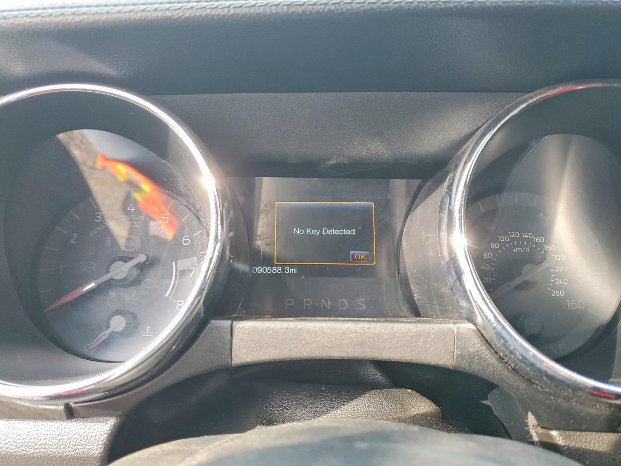 2016 Ford Mustang - zdjęcie 9