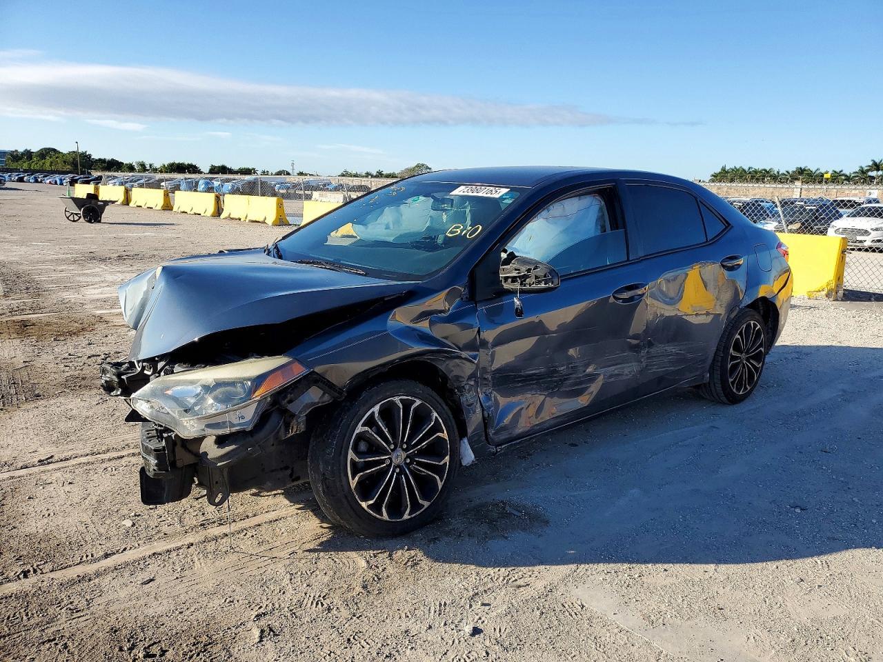 2015 Toyota Corolla L - zdjęcie główne