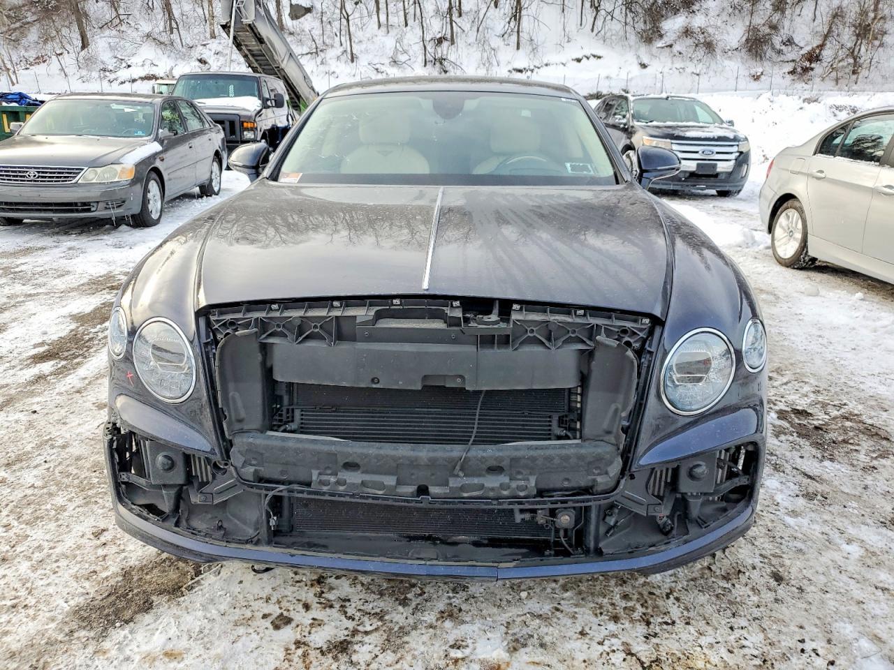 2021 Bentley Flying Spur - zdjęcie 5