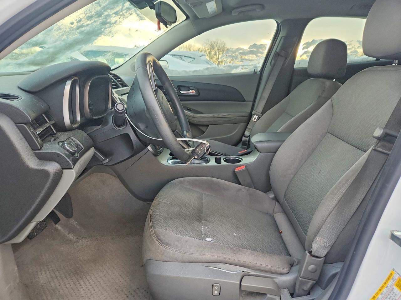 2015 Chevrolet Malibu Ls - zdjęcie 7