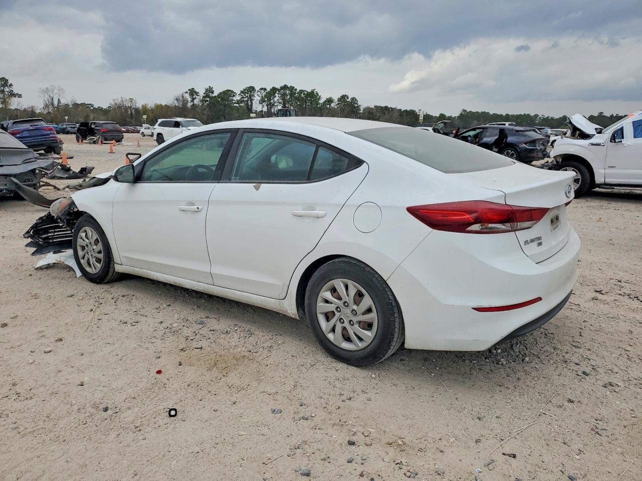 2018 Hyundai Elantra Se - zdjęcie 2