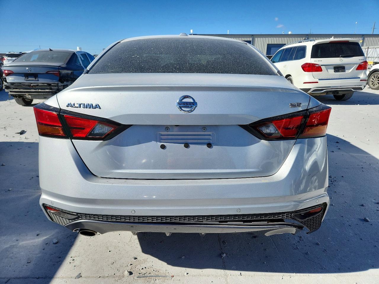 2022 Nissan Altima Sr - zdjęcie 6