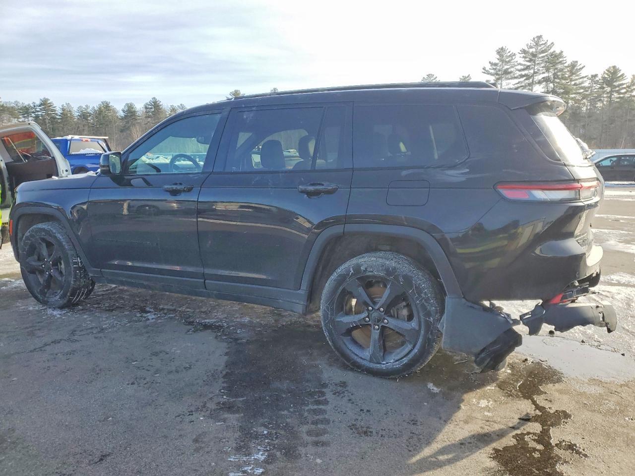 2021 Jeep Grand Cherokee L Laredo - zdjęcie 2