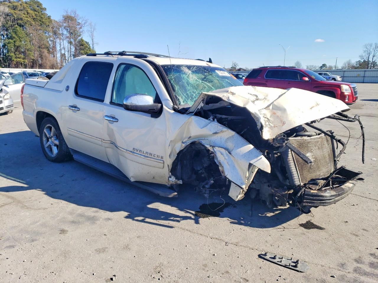 2013 Chevrolet Avalanche Ltz - zdjęcie 4