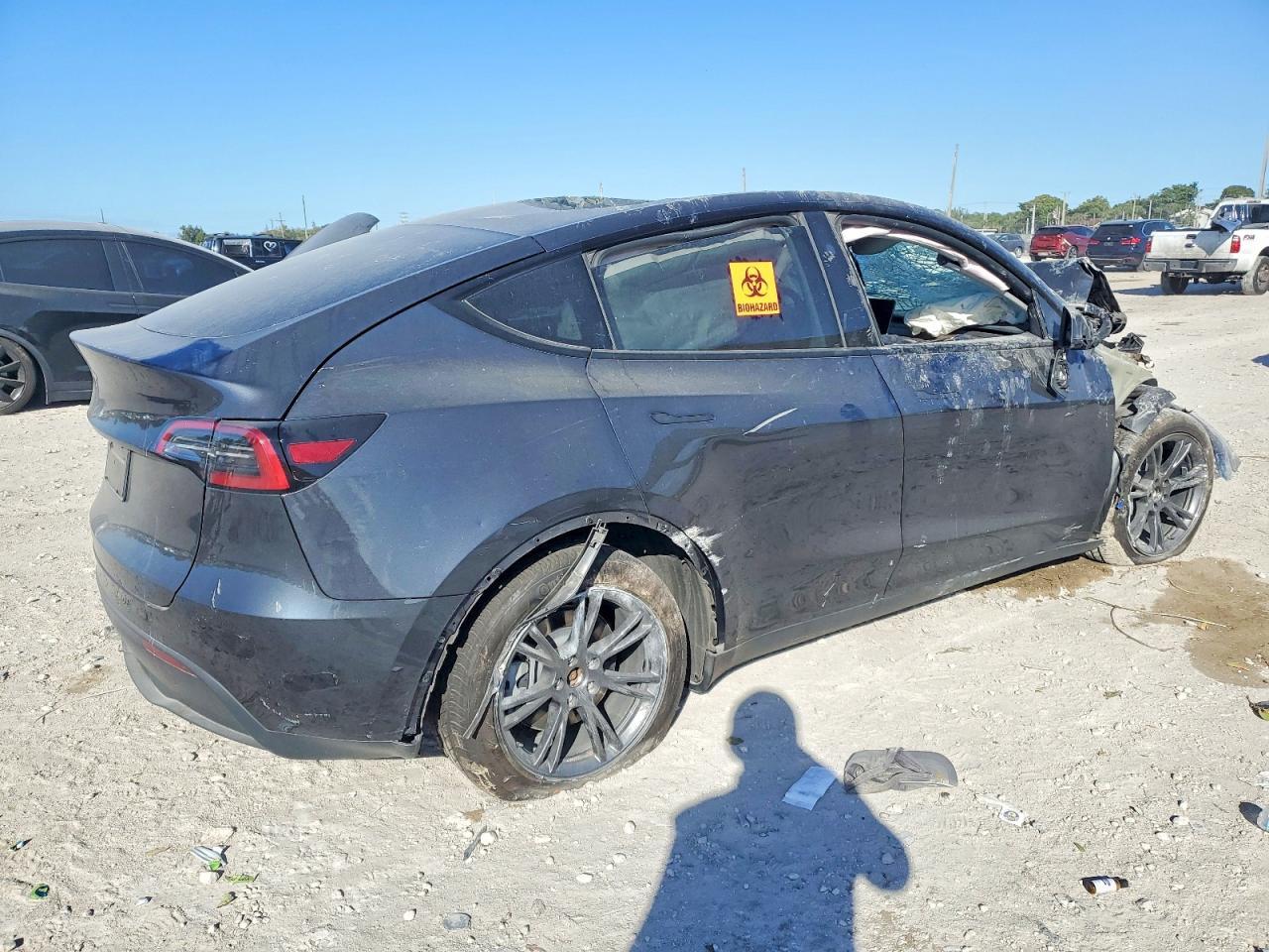 2024 Tesla Model Y - zdjęcie 3