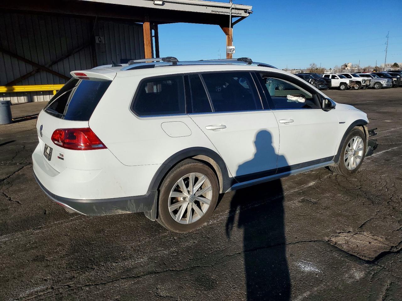 2017 Volkswagen Golf Alltrack S - zdjęcie 3