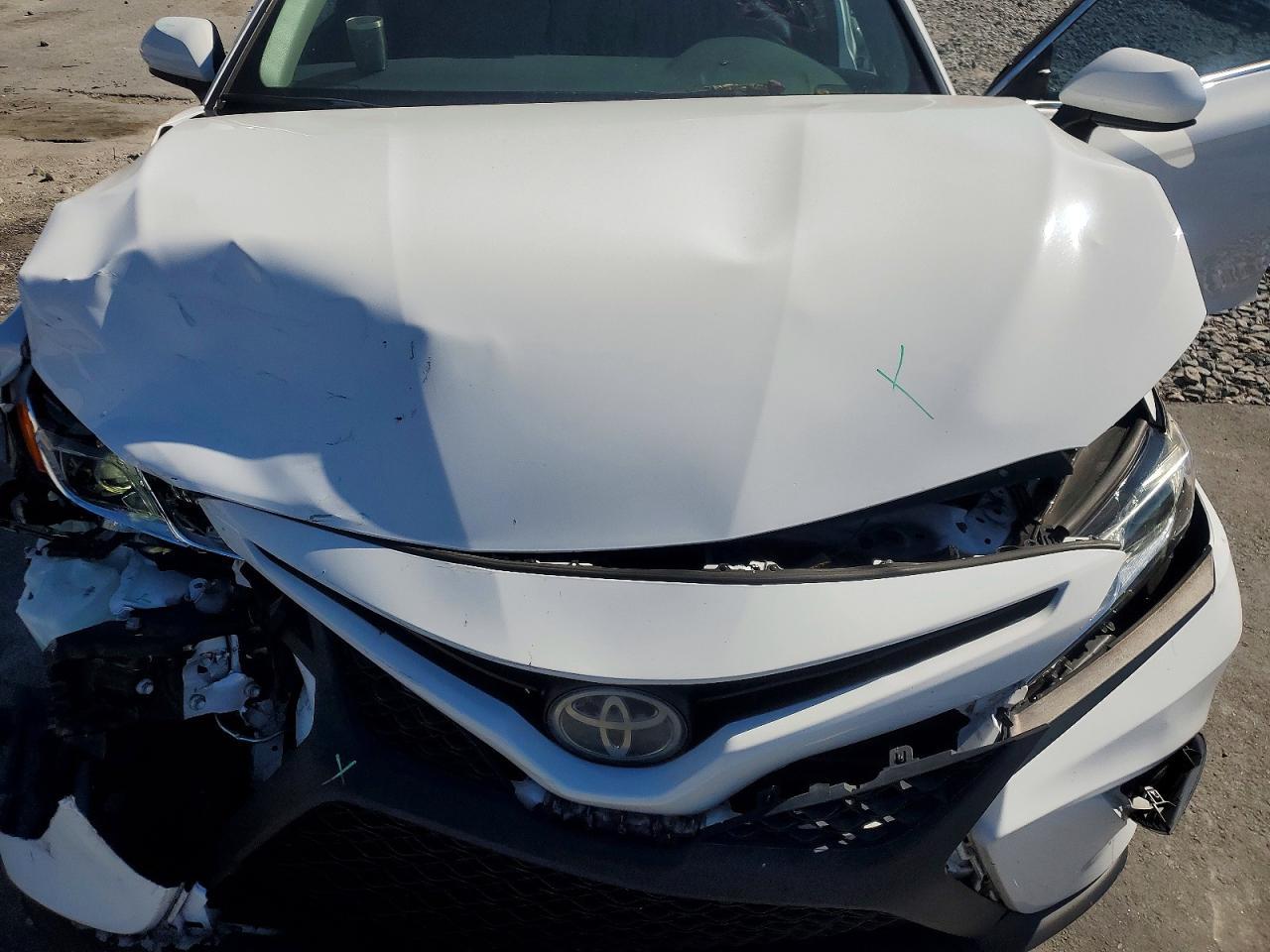 2018 Toyota Camry L - zdjęcie 11