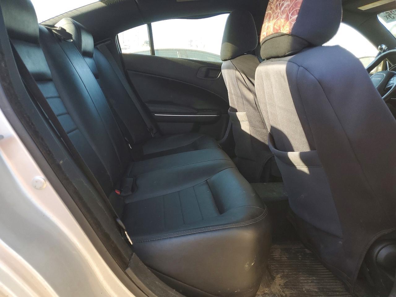 2017 Dodge Charger Police - zdjęcie 10