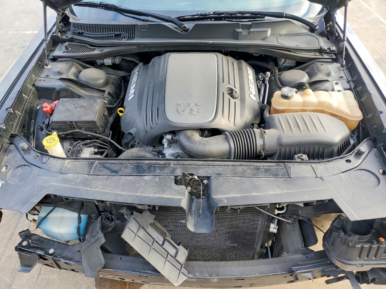 2019 Dodge Challenger R/T - zdjęcie 11