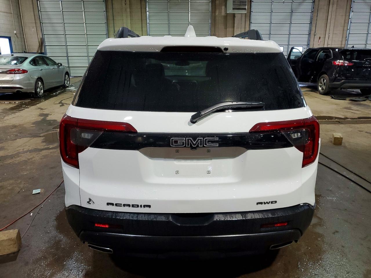 2023 GMC Acadia Slt - zdjęcie 6