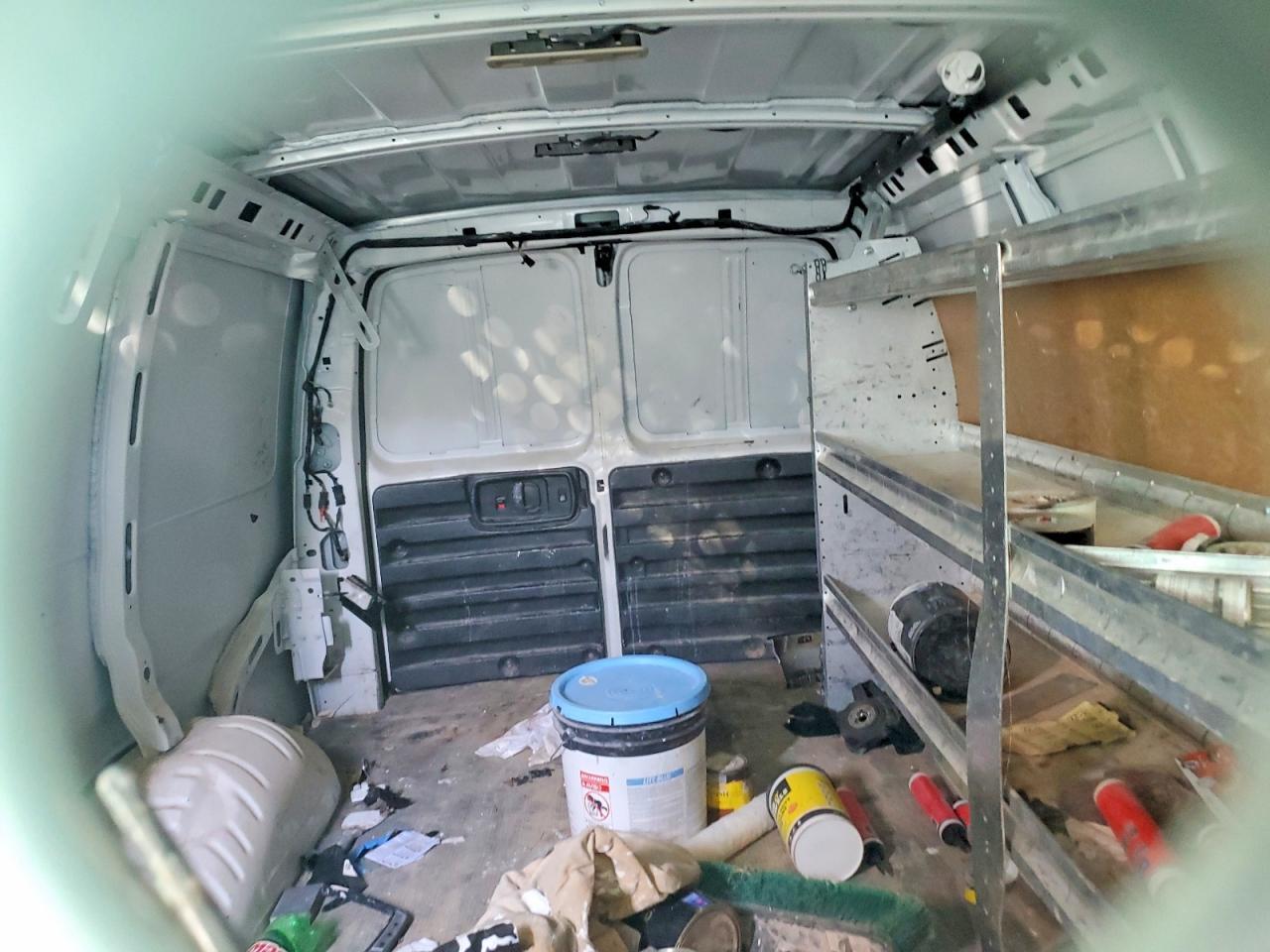 2018 Chevrolet Express G2500 - zdjęcie 10
