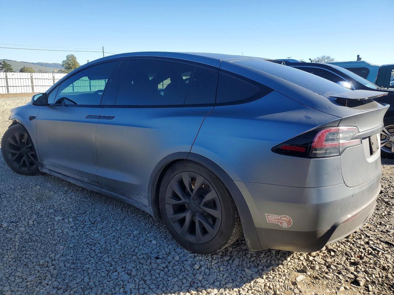 2023 Tesla Model X - zdjęcie 2