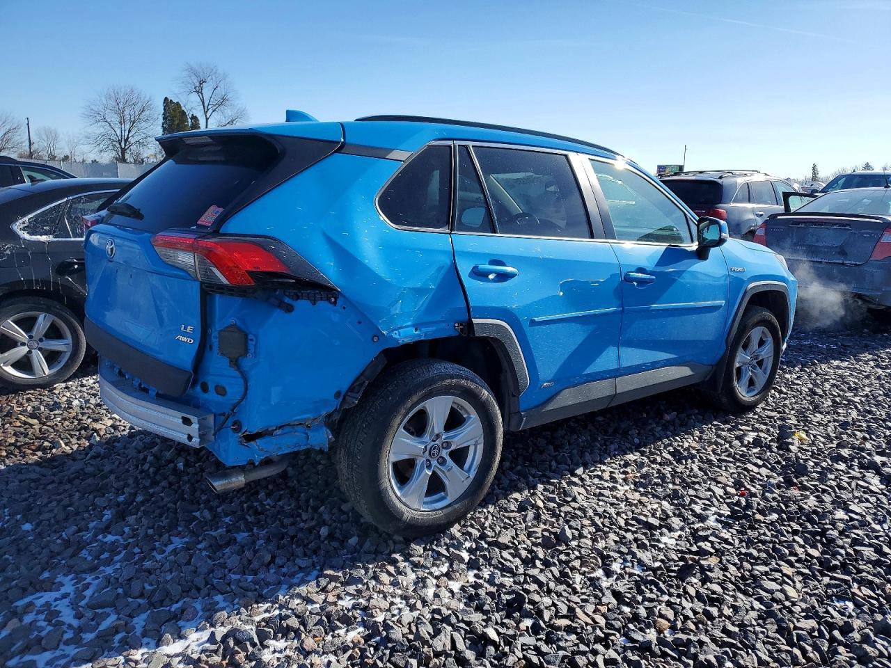 2019 Toyota Rav4 Le - zdjęcie 3