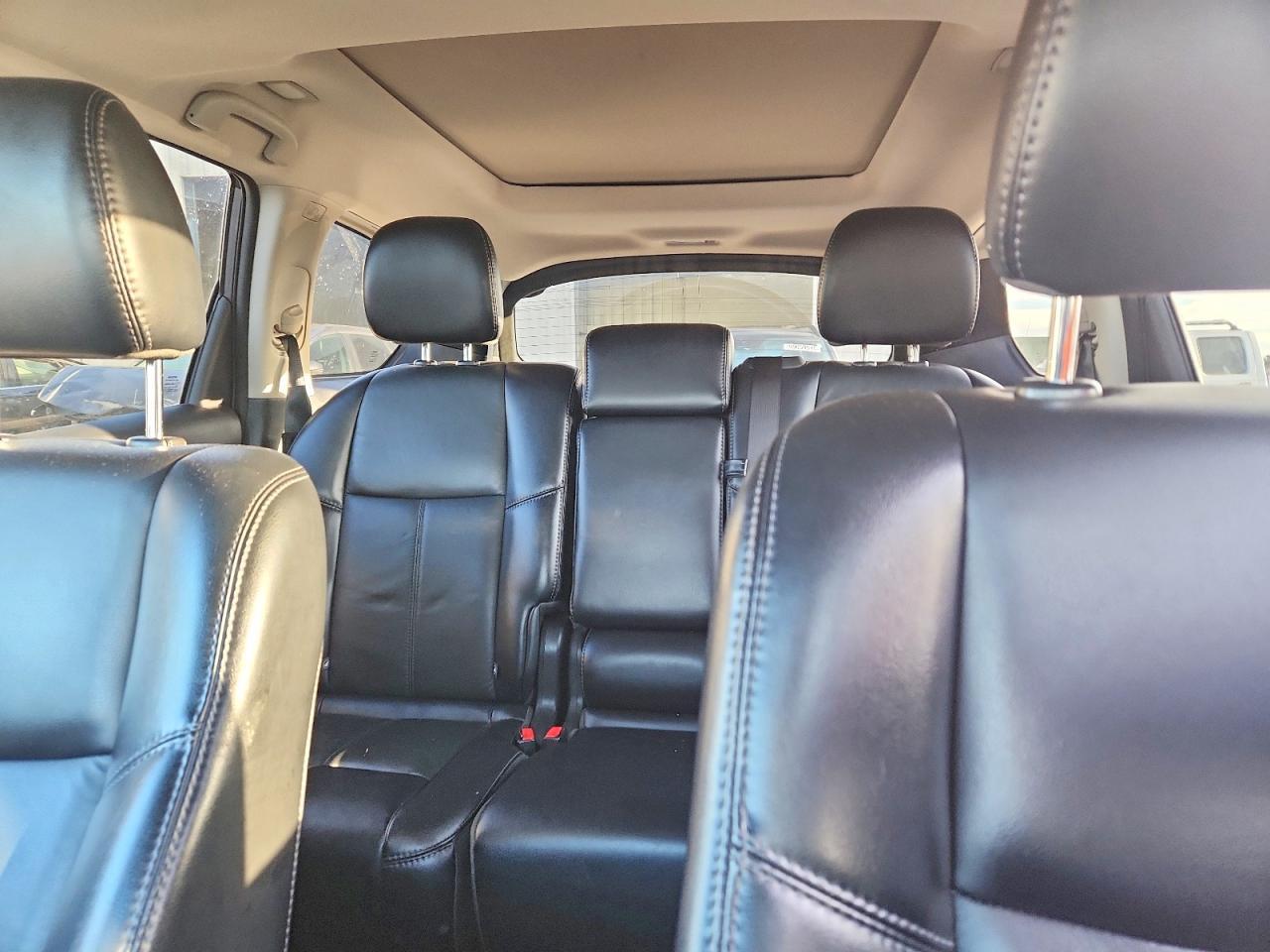 2017 Nissan Pathfinder - zdjęcie 10