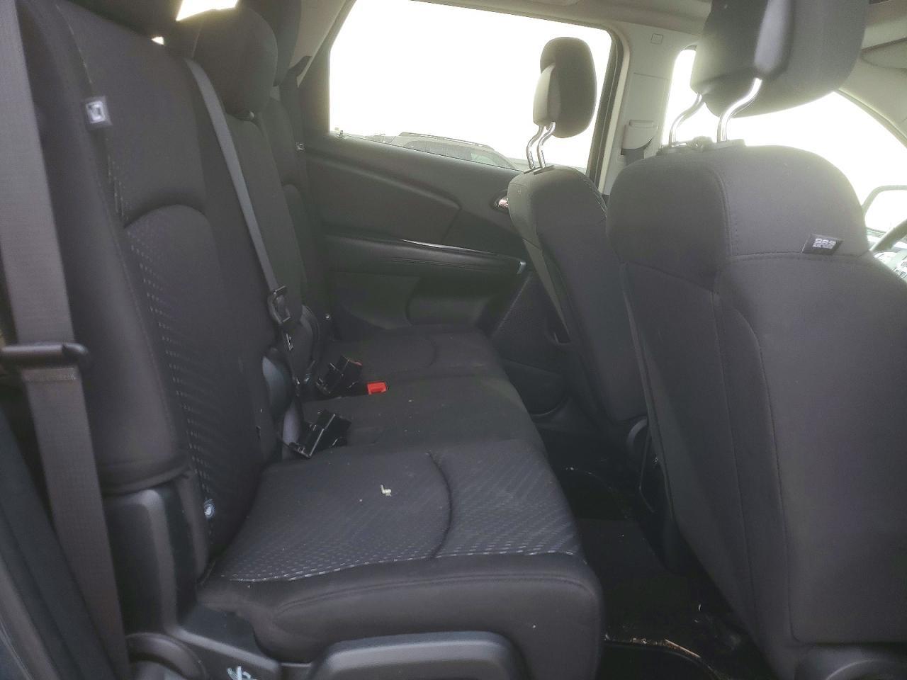 2017 Dodge Journey Crossroad - zdjęcie 11