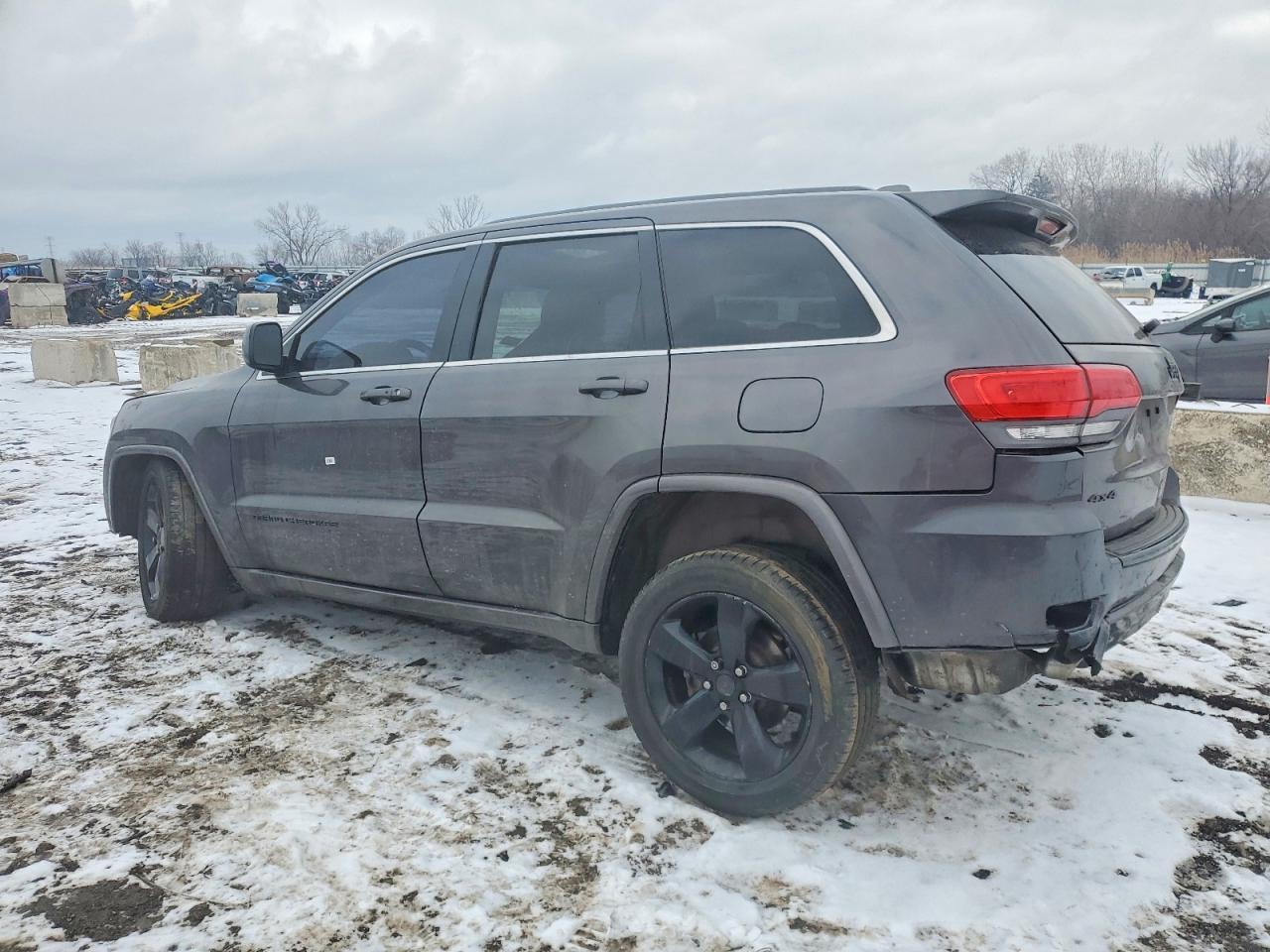 2015 Jeep Grand Cherokee Laredo - zdjęcie 2