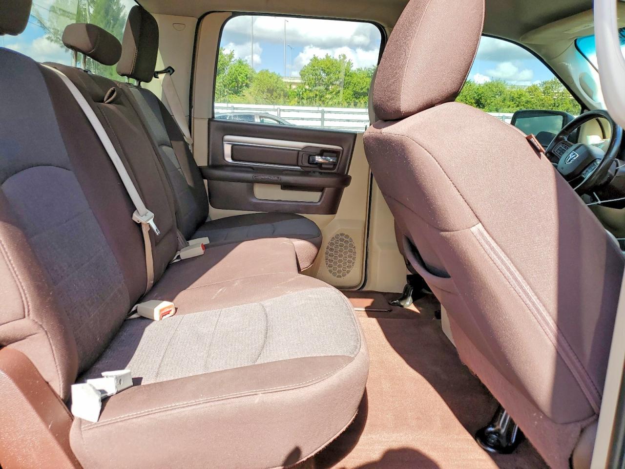 2015 Ram 1500 Slt - zdjęcie 10