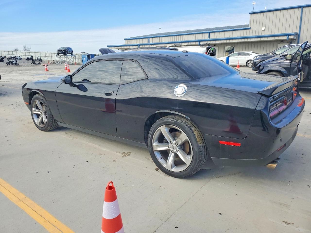 2018 Dodge Challenger R/T - zdjęcie 2
