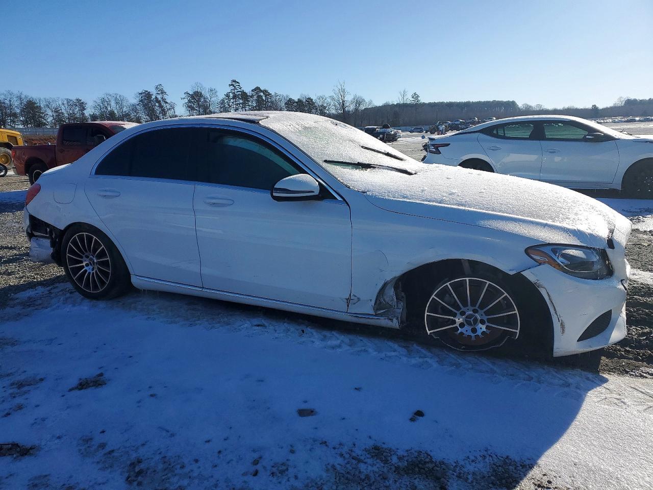 2017 Mercedes-Benz C 300 - zdjęcie 4