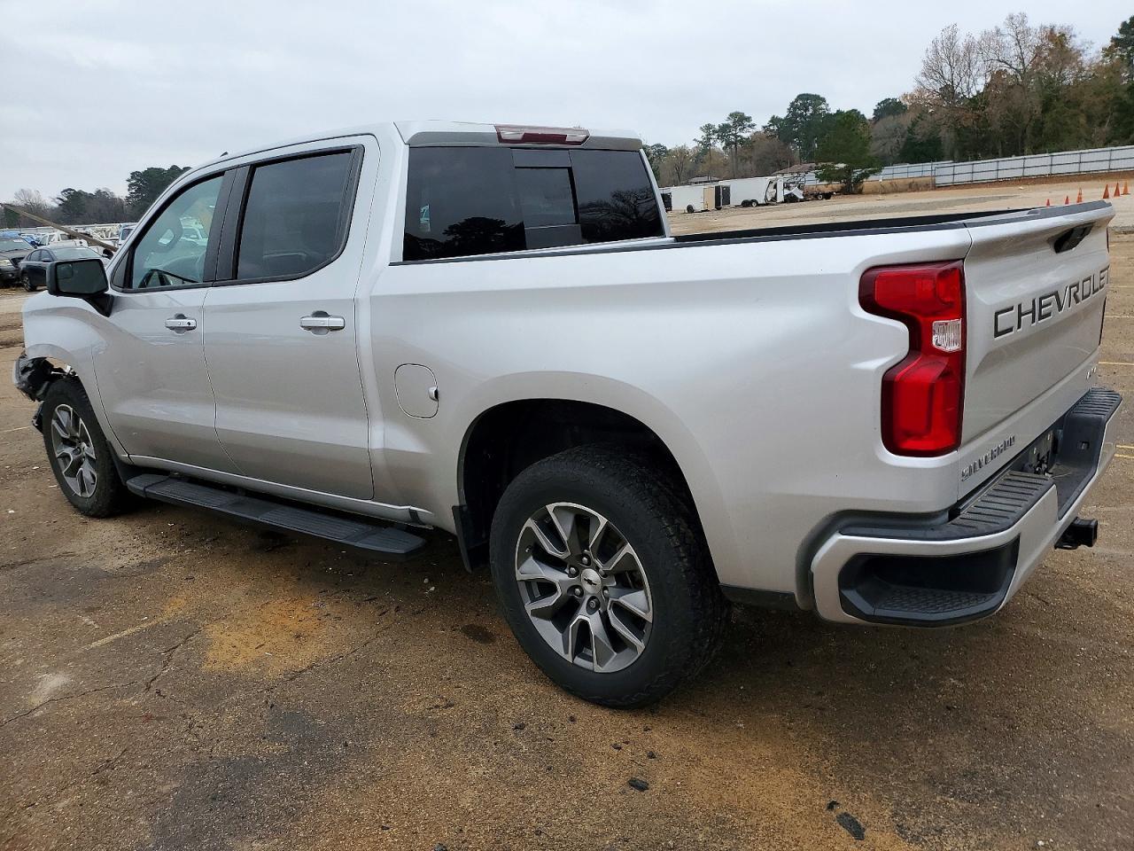 2019 Chevrolet Silverado C1500 Rst - zdjęcie 2