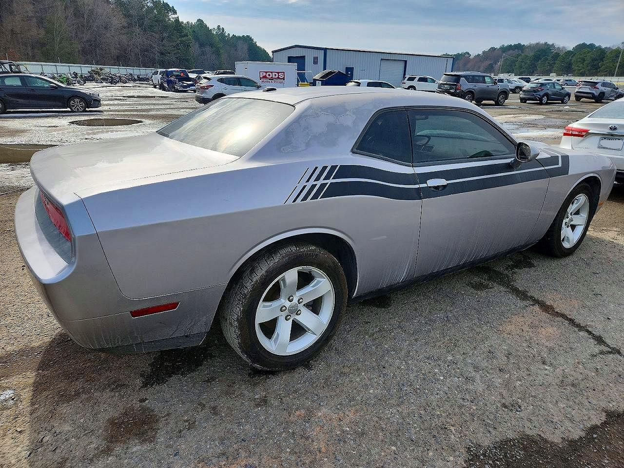 2014 Dodge Challenger Sxt - zdjęcie 3